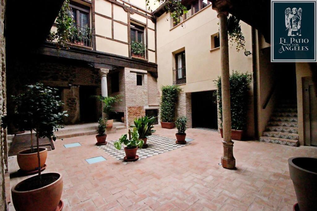 Patio De Los Angeles Toledo Eksteriør bilde